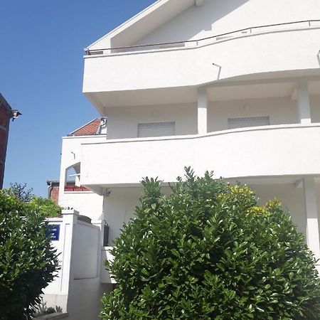 Apartament Lilishouse Prenociste Belgrad Zewnętrze zdjęcie
