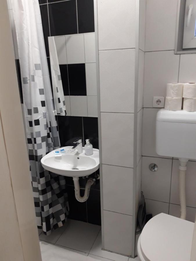 Apartament Lilishouse Prenociste Belgrad Zewnętrze zdjęcie